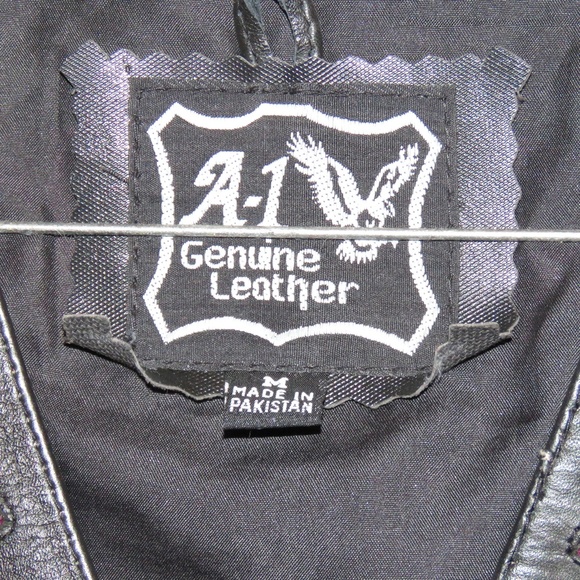 A 1 Genuine Leather Fringed Vest M - Picture 3 of 6